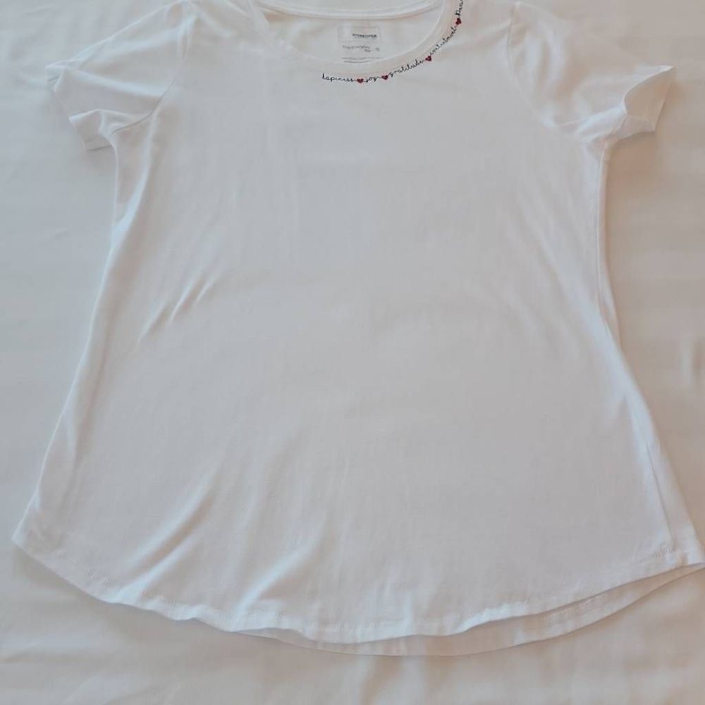 Sonoma 100% cotton tshirt. Size S